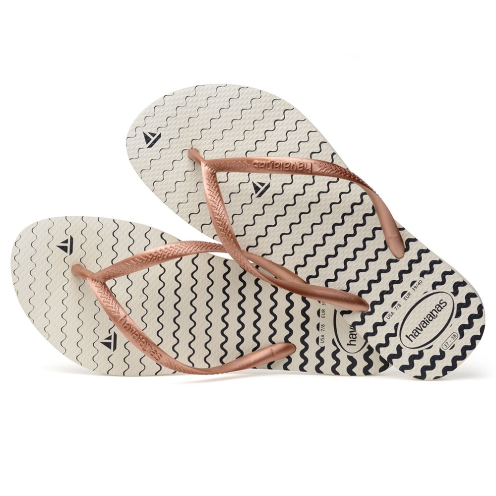 New Havaianas cream and black flip flops